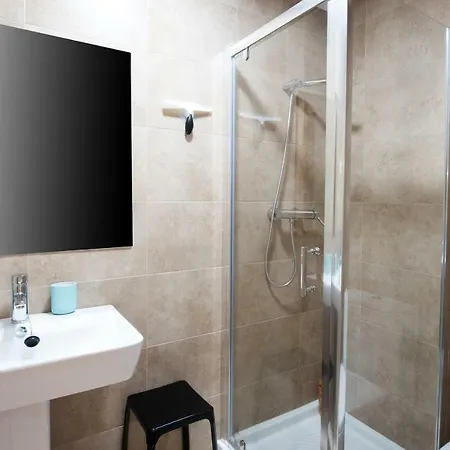 New With Big Terrace 10 Min Walk To Supermarkets Apartment